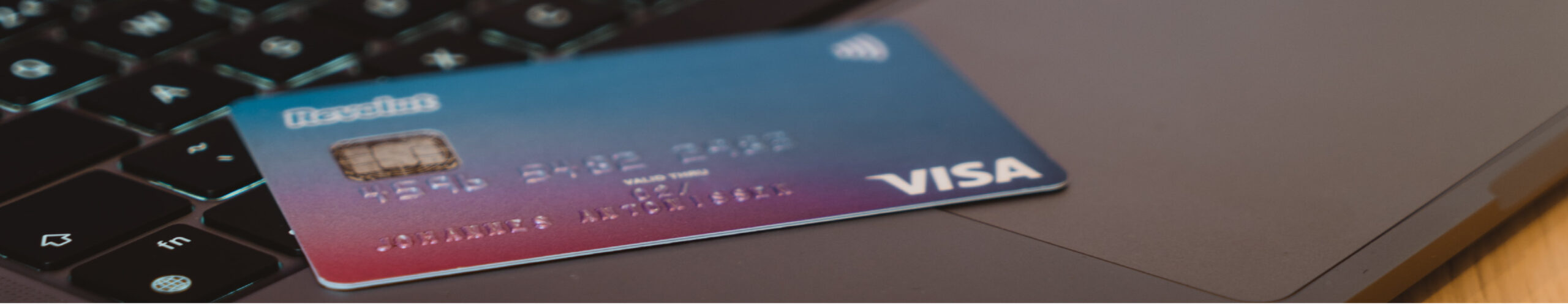 新成人、新社会人向け クレジットカードの選び方と徹底比較